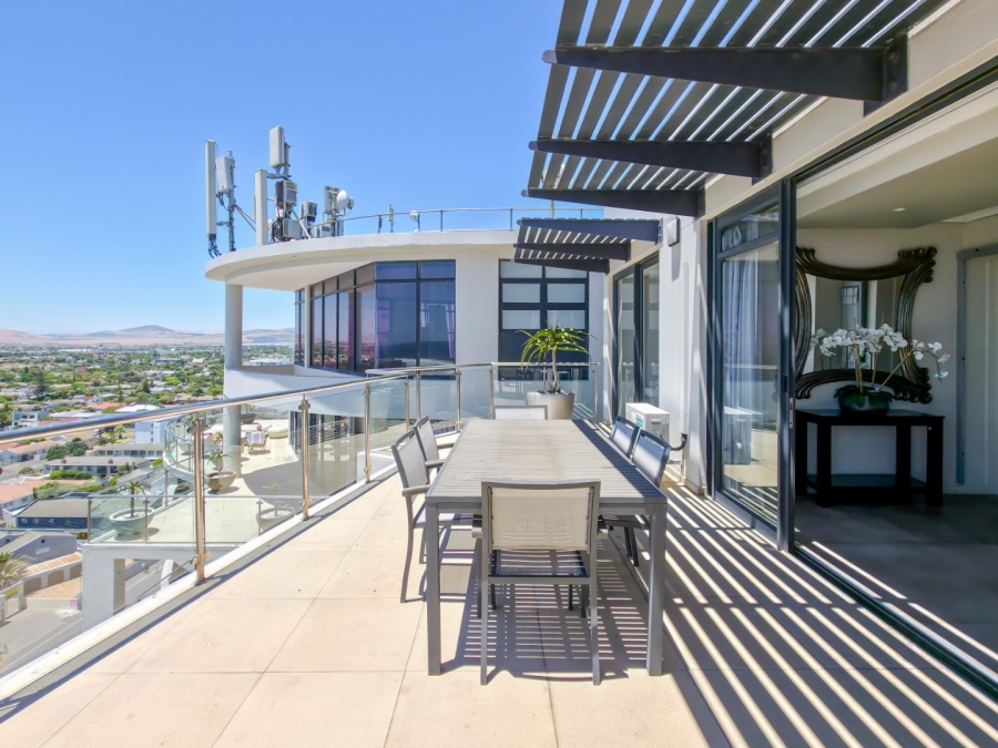 3 Bedroom Property for Sale in Waves Edge Western Cape